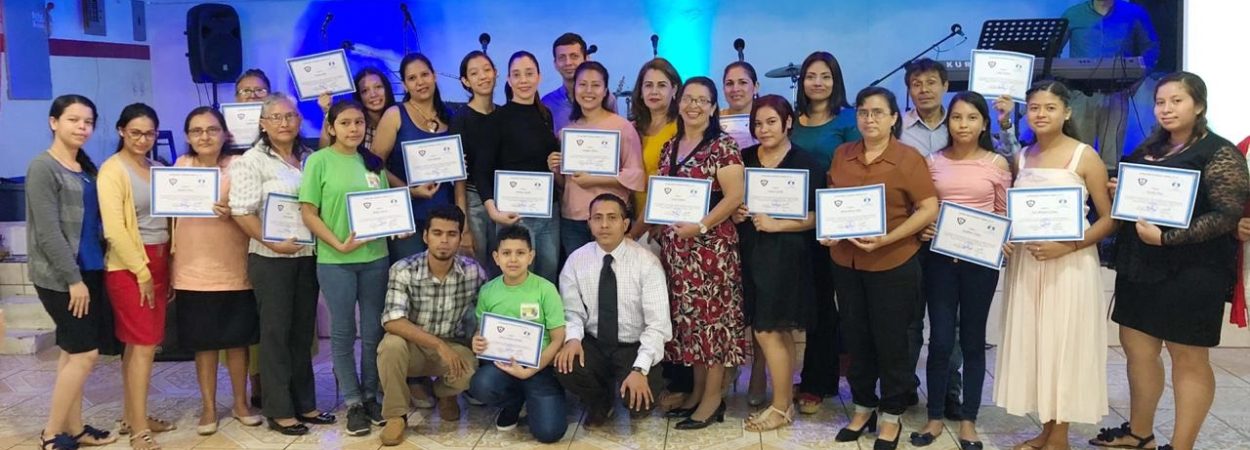 Graduación Curso de Lenguaje de Señas AEC